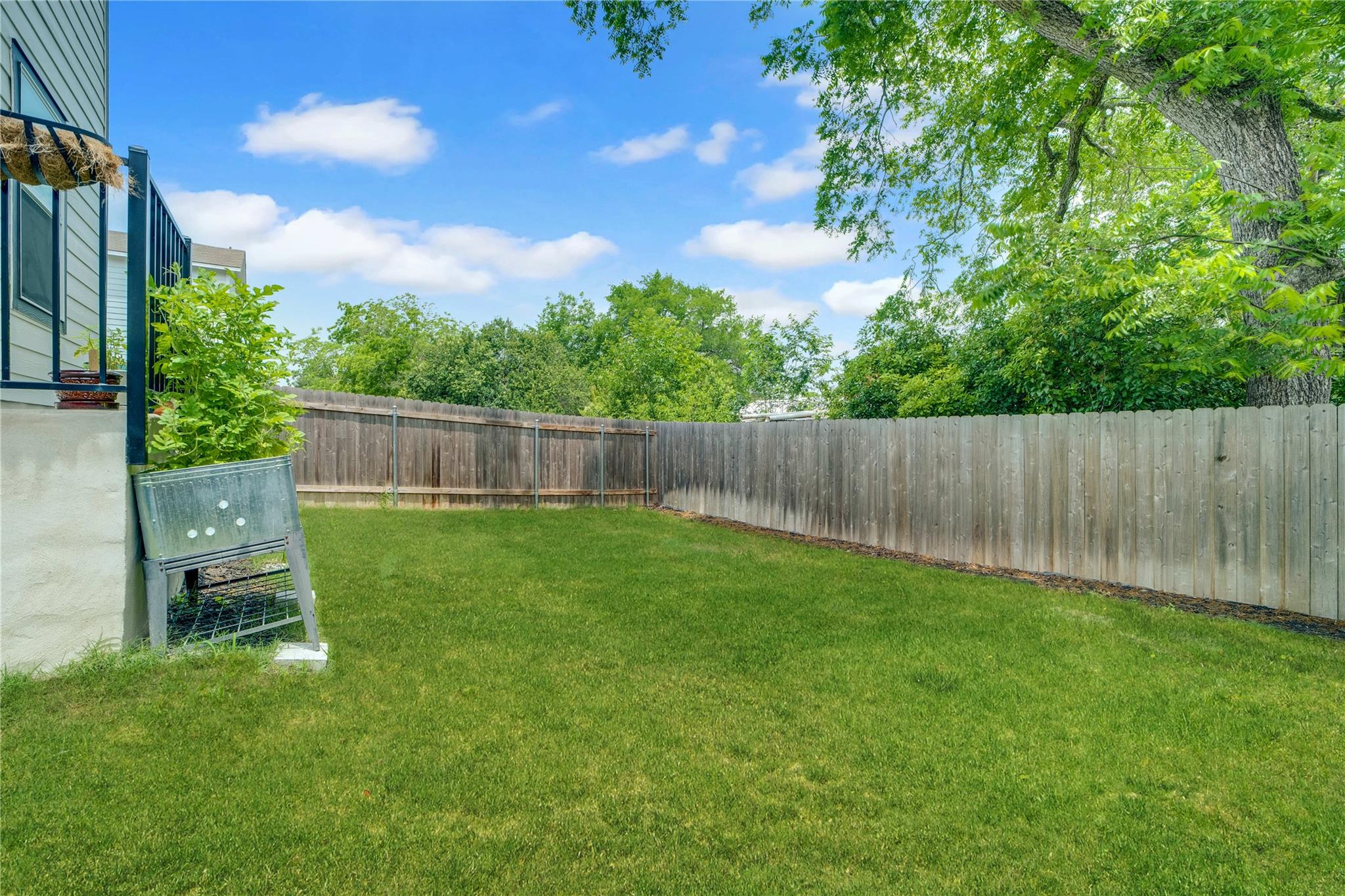 36 Trinity Cir, Lockhart, TX 78644