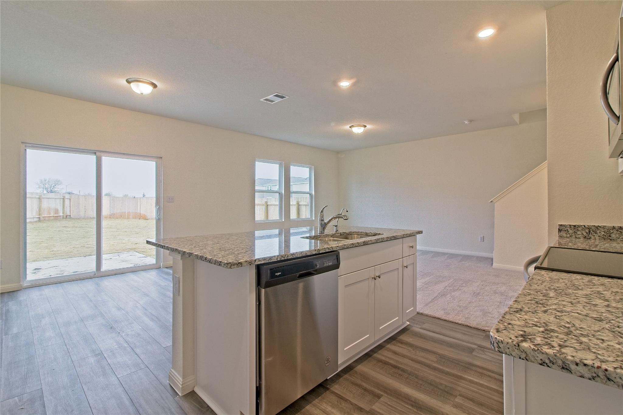 109 Gemsbok Rd, Hutto, TX 78634