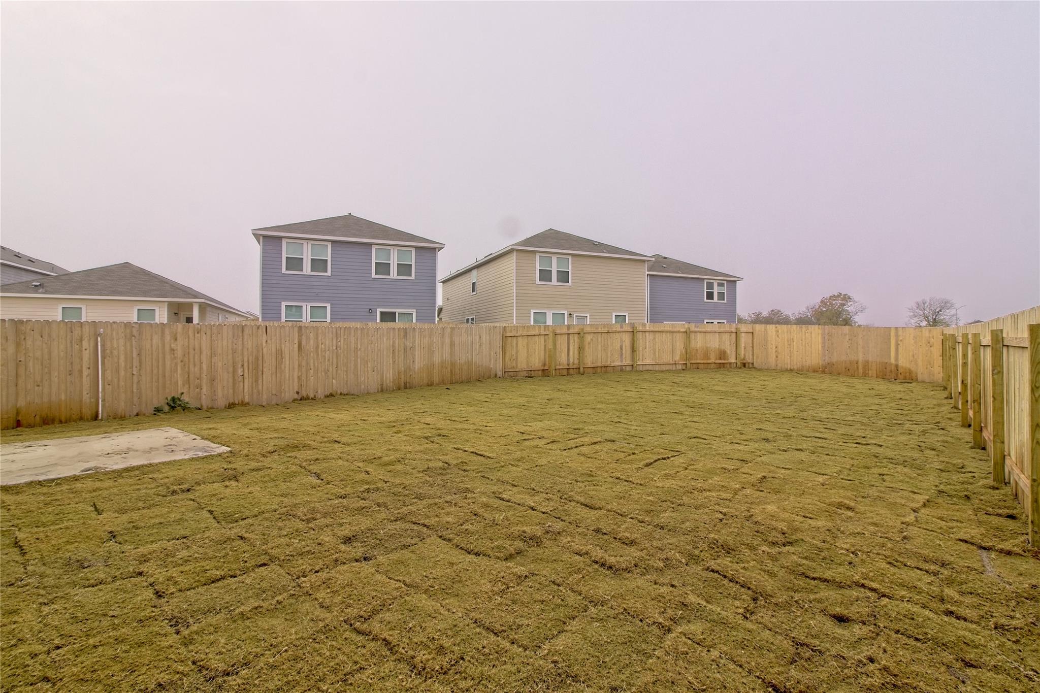 109 Gemsbok Rd, Hutto, TX 78634
