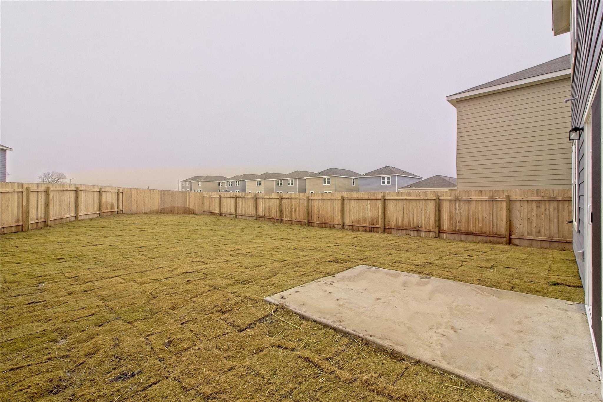 109 Gemsbok Rd, Hutto, TX 78634
