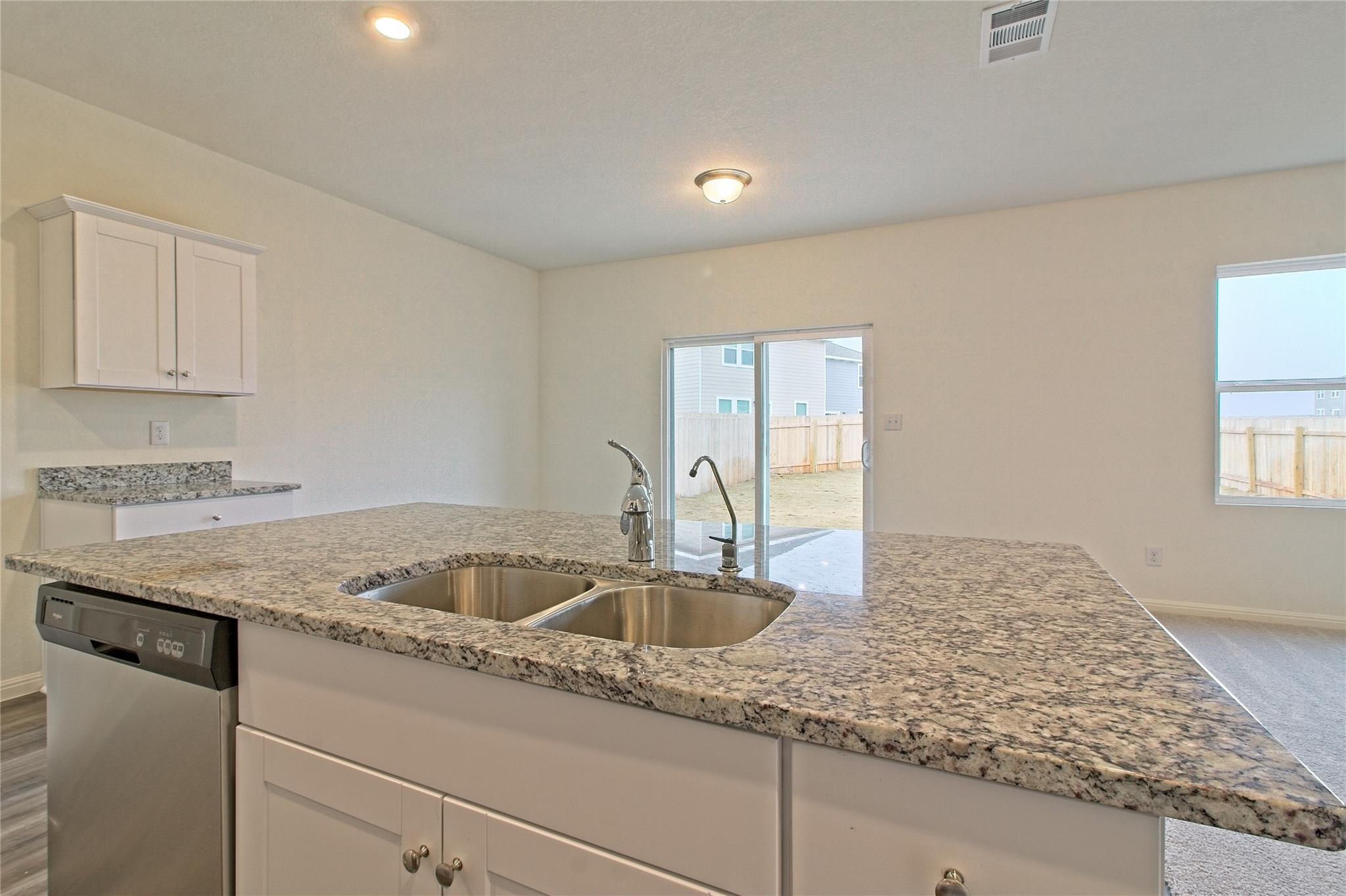 109 Gemsbok Rd, Hutto, TX 78634
