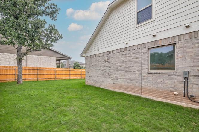 3924 Mineral Dr, Leander, TX 78641