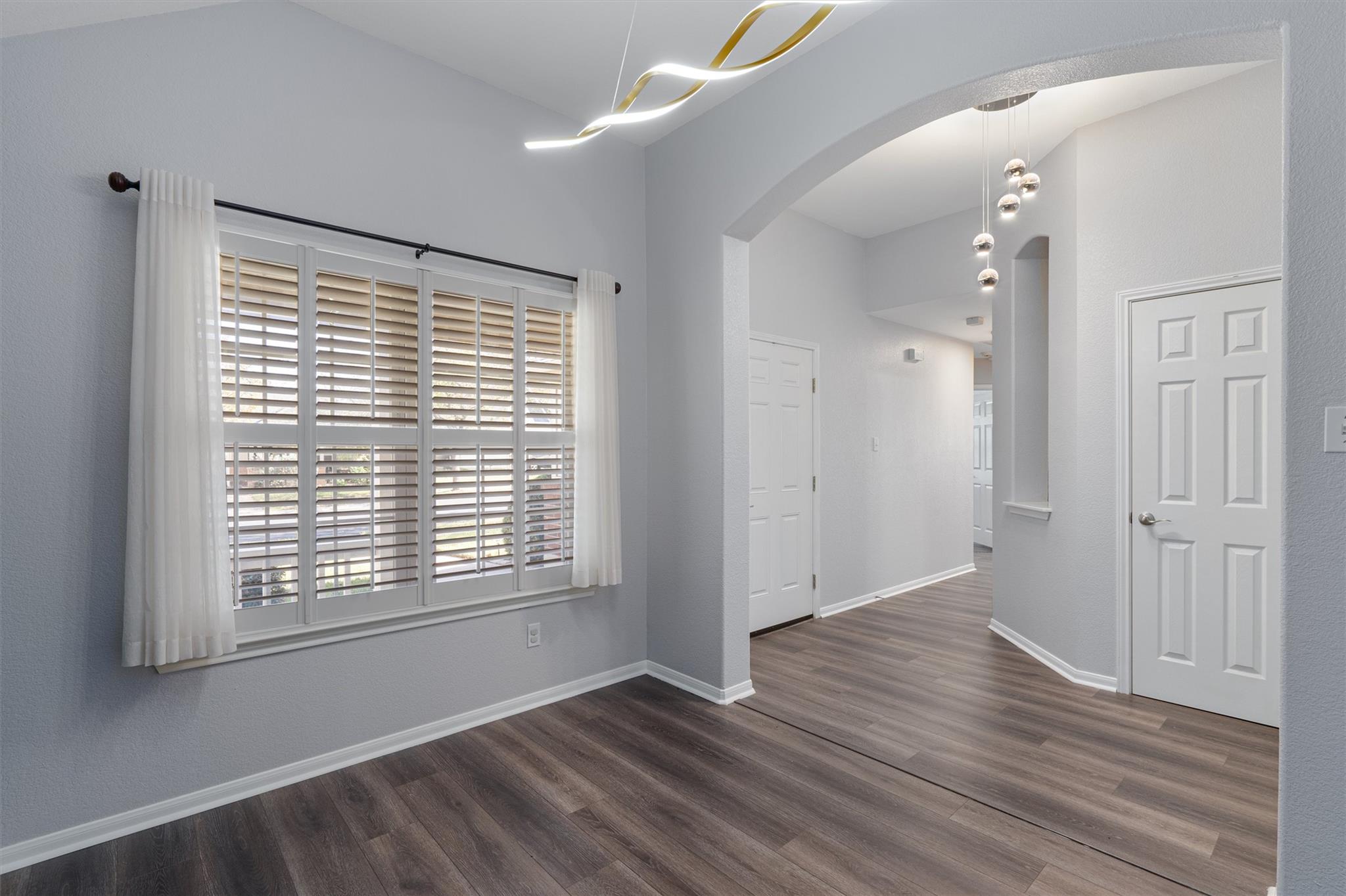 153 Hickory Ln, Georgetown, TX 78633