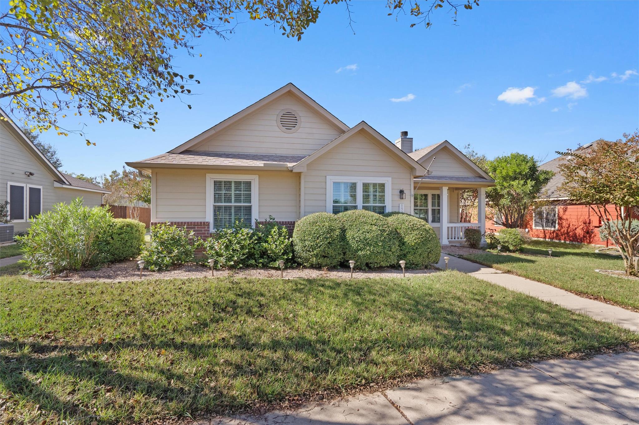 153 Hickory Ln, Georgetown, TX 78633