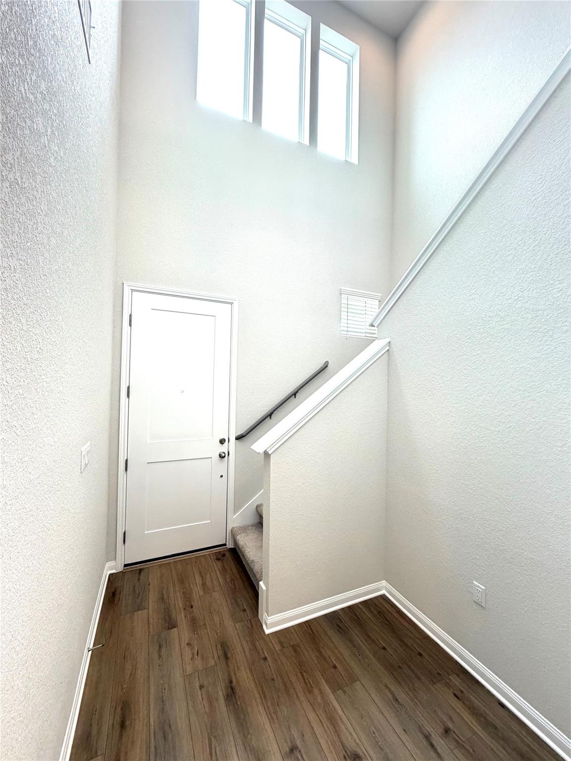 320 Creek Rd # 103, Dripping Springs, TX 78620