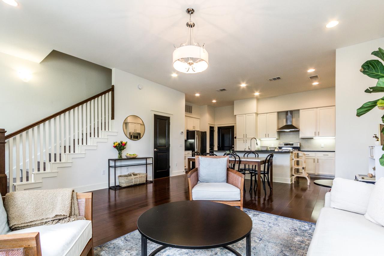 2520 Bluebonnet Ln # 8, Austin, TX 78704