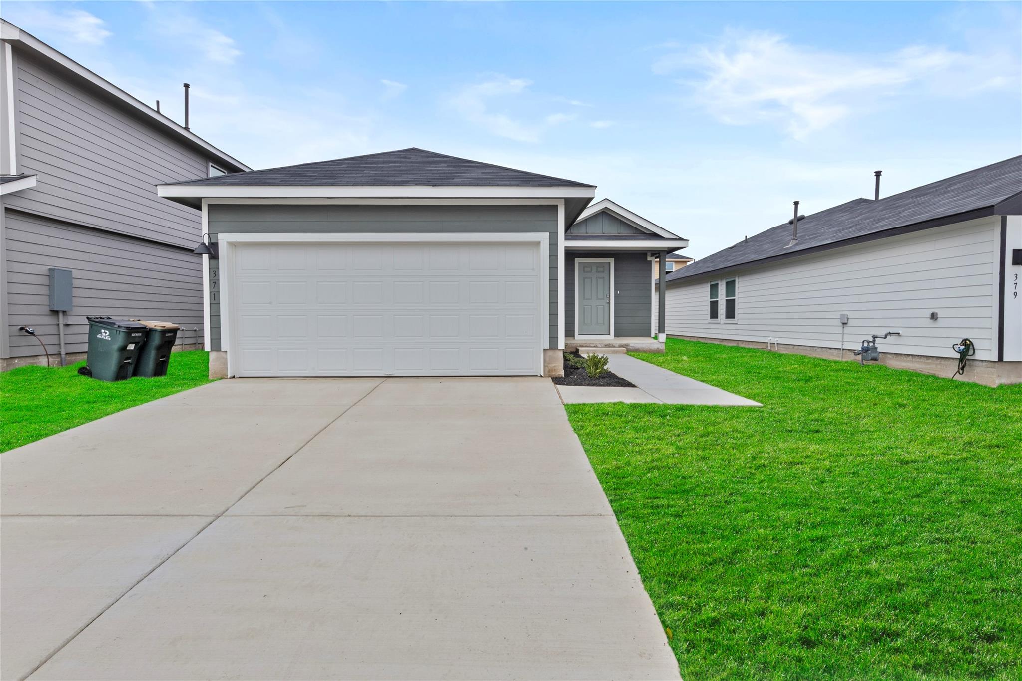 371 Low Pasture Trl, Maxwell, TX 78656