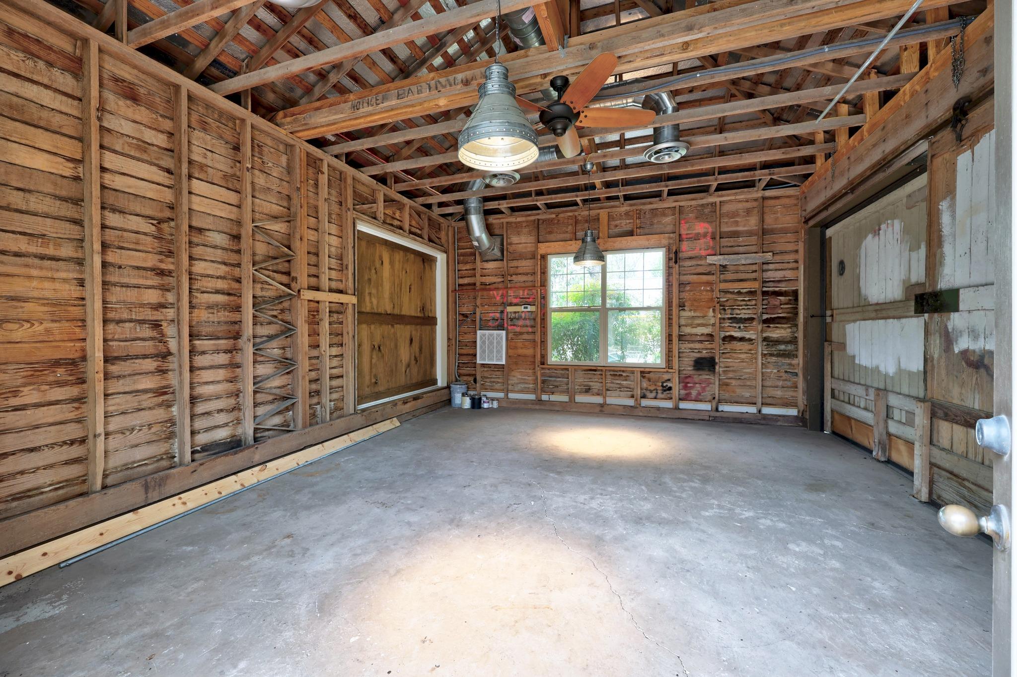 1242 S Austin Ave, Georgetown, TX 78626