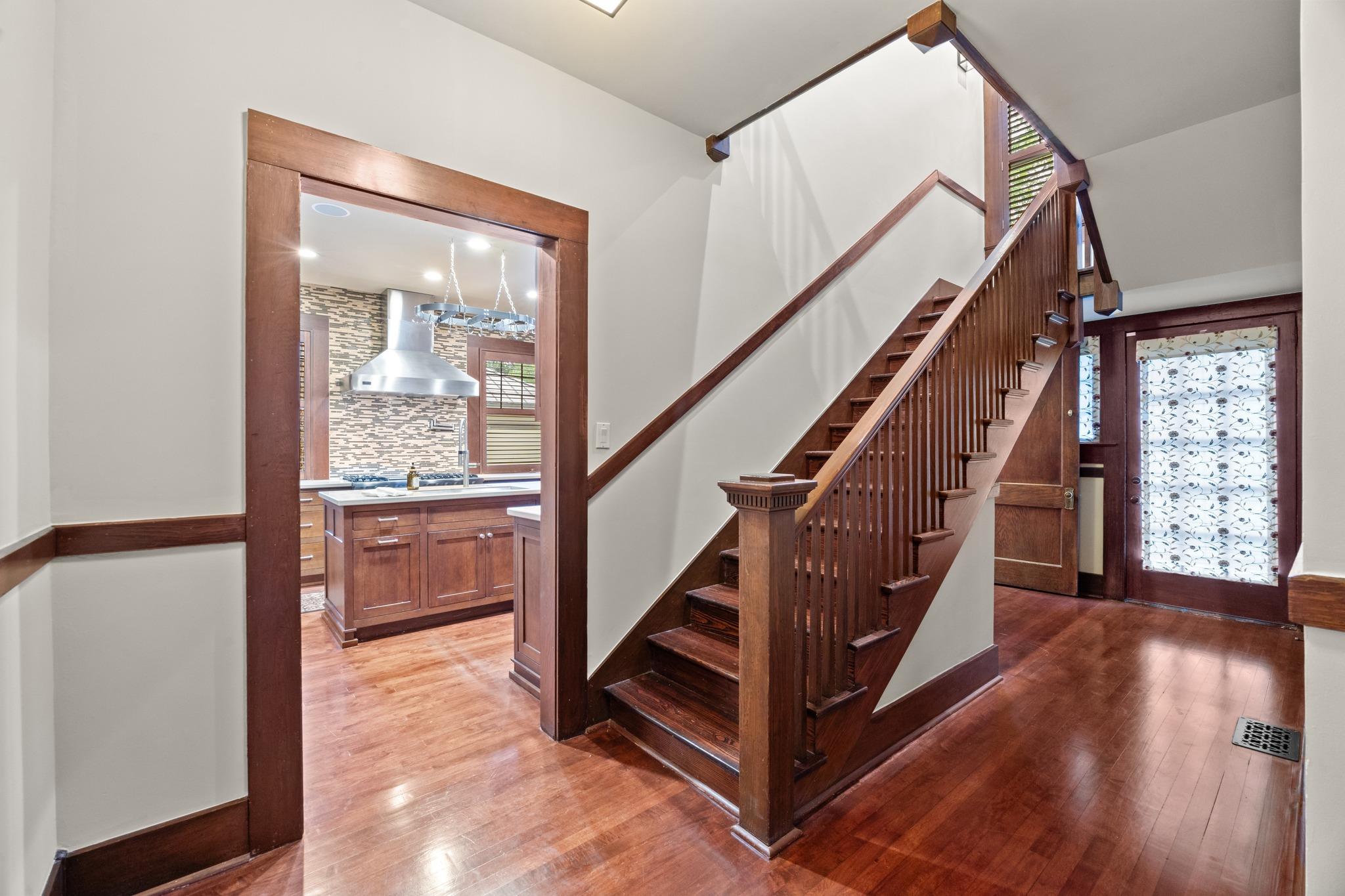 1242 S Austin Ave, Georgetown, TX 78626