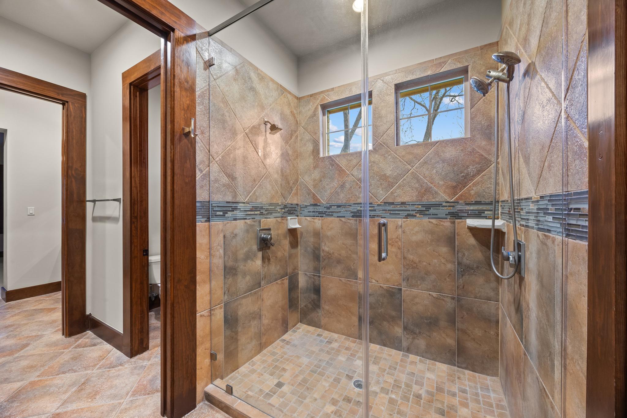 1242 S Austin Ave, Georgetown, TX 78626