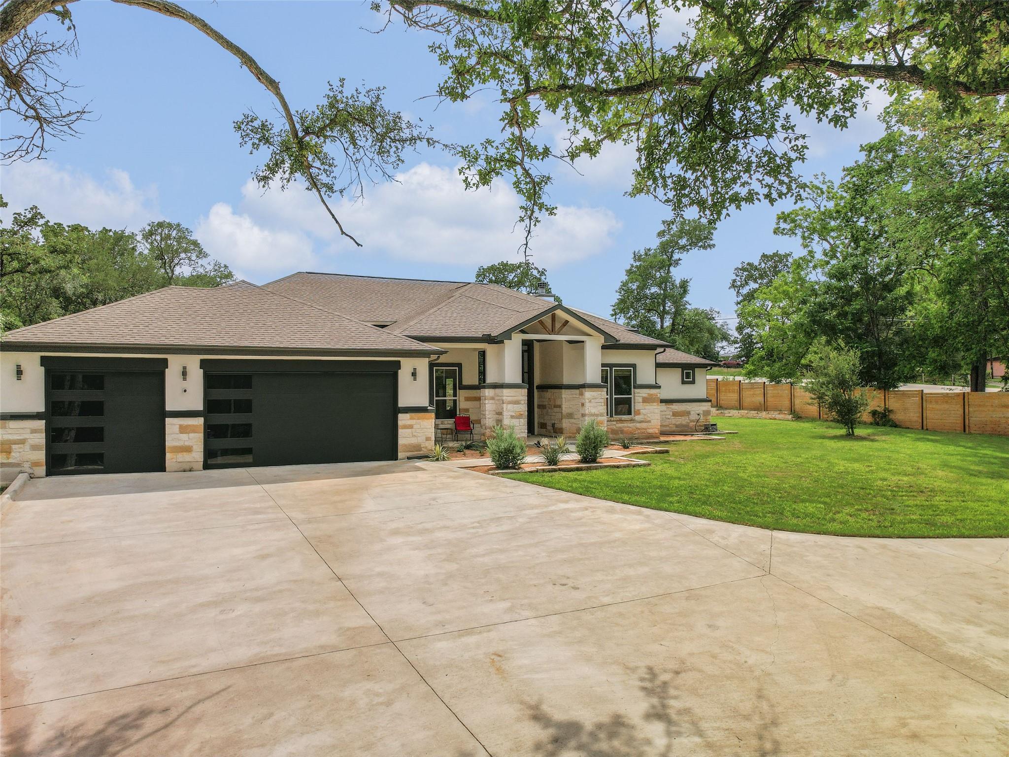 427 State Highway 304, Bastrop, TX 78602
