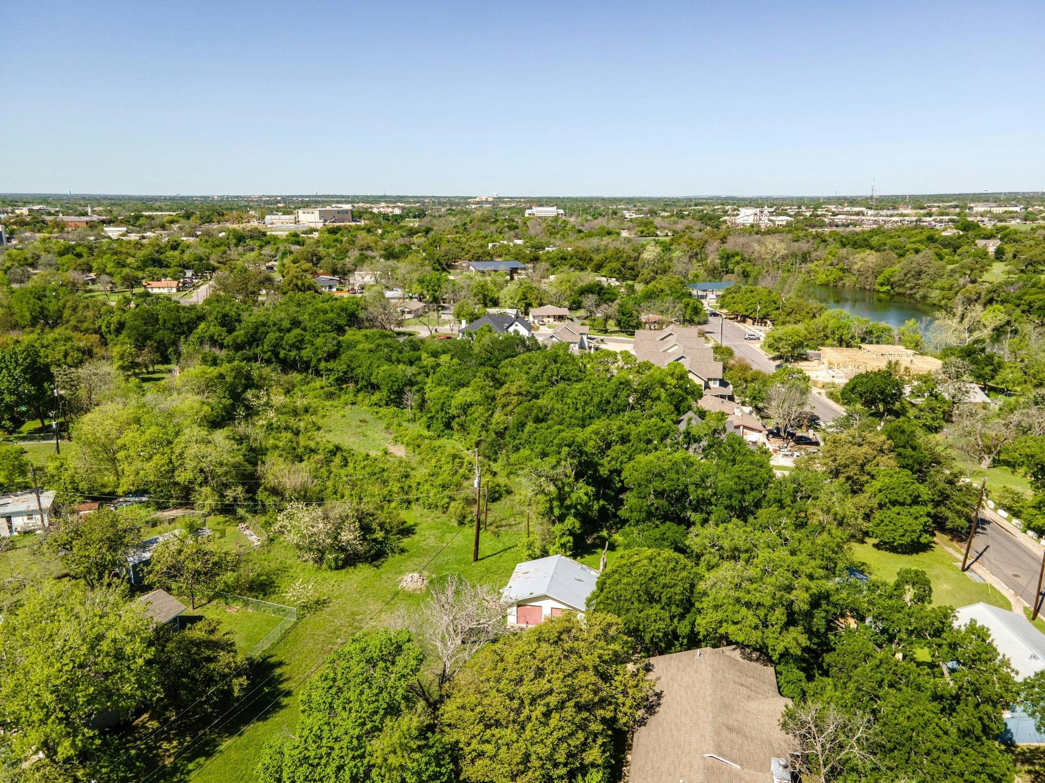 615 Pecan Ave, Round Rock, TX 78664