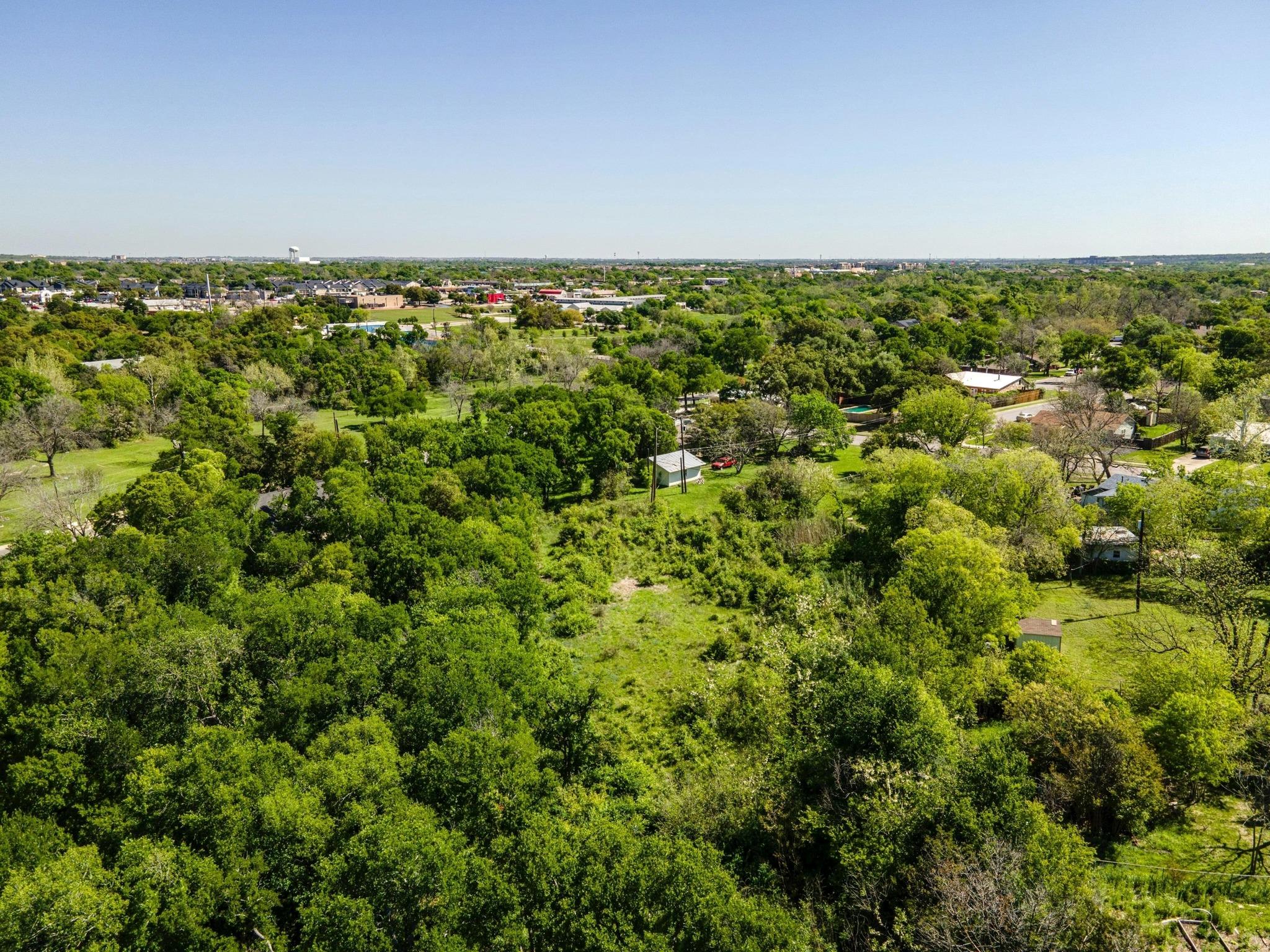 615 Pecan Ave, Round Rock, TX 78664