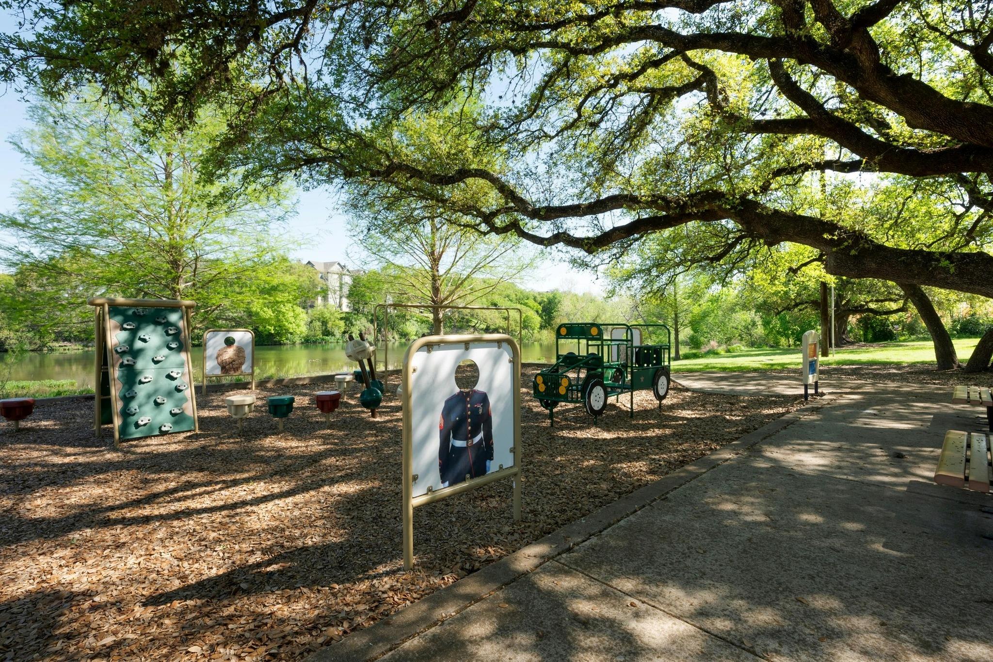 615 Pecan Ave, Round Rock, TX 78664