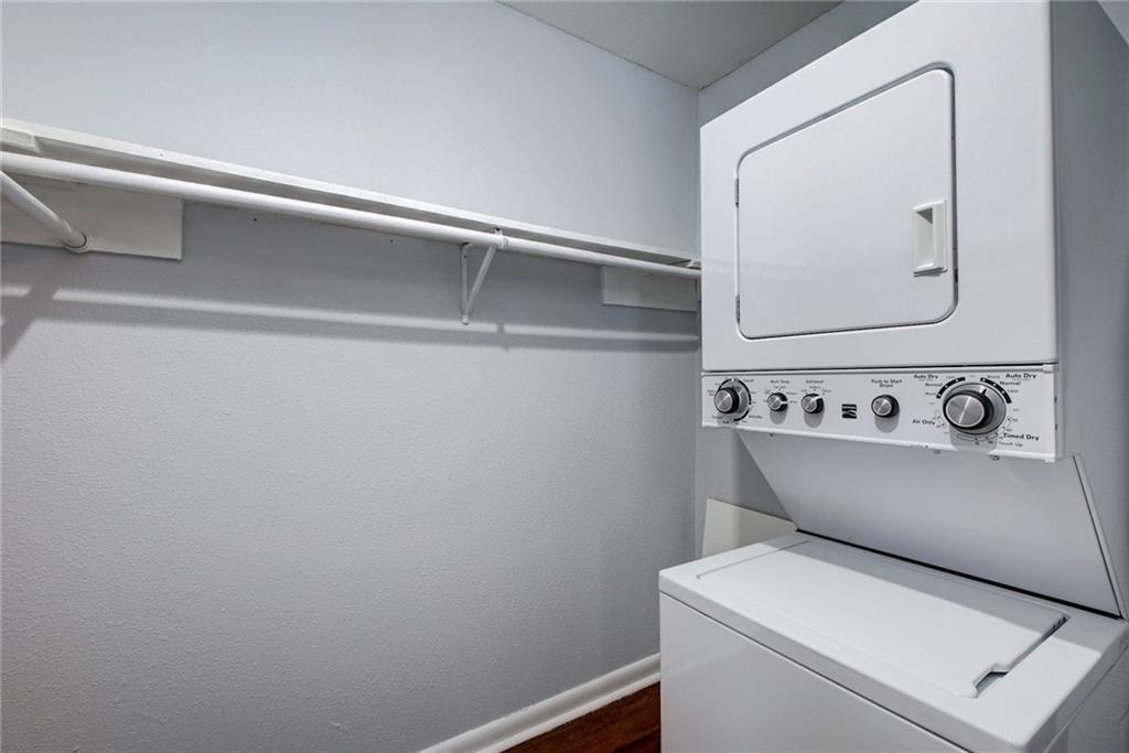 2401 Manor Rd # 127, Austin, TX 78722
