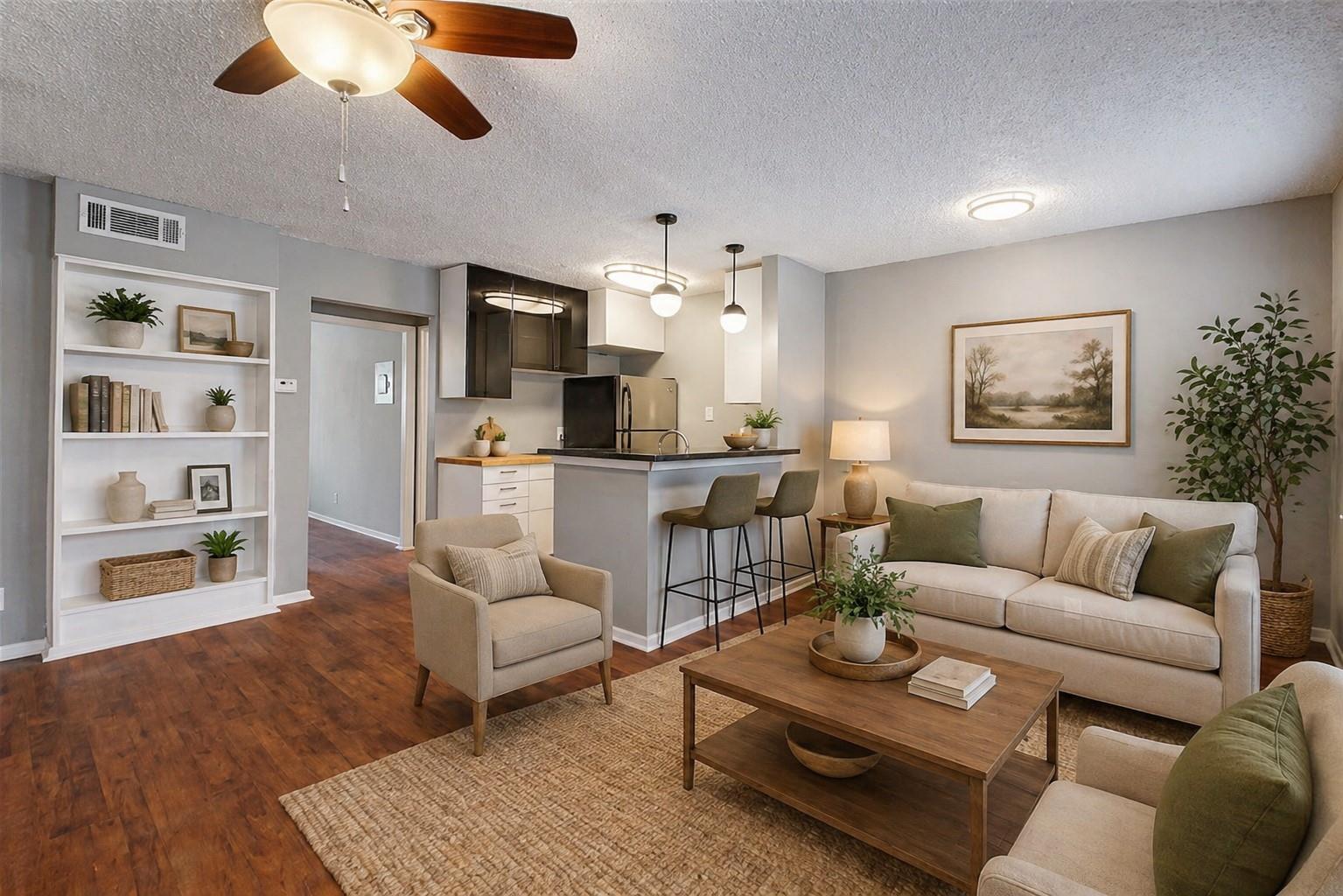 2401 Manor Rd # 127, Austin, TX 78722
