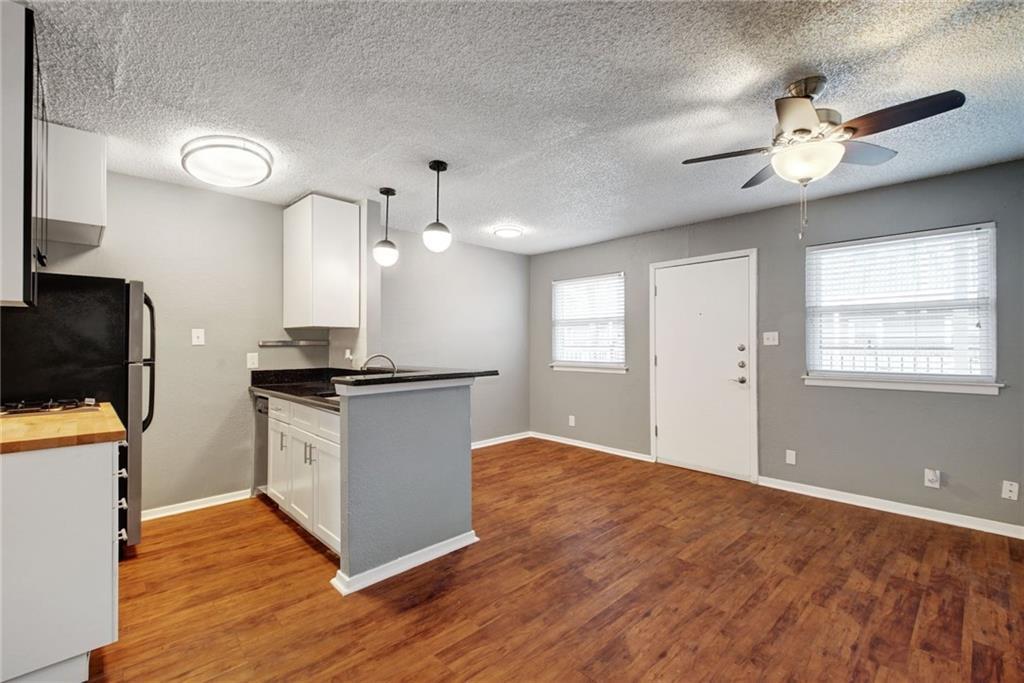 2401 Manor Rd # 127, Austin, TX 78722