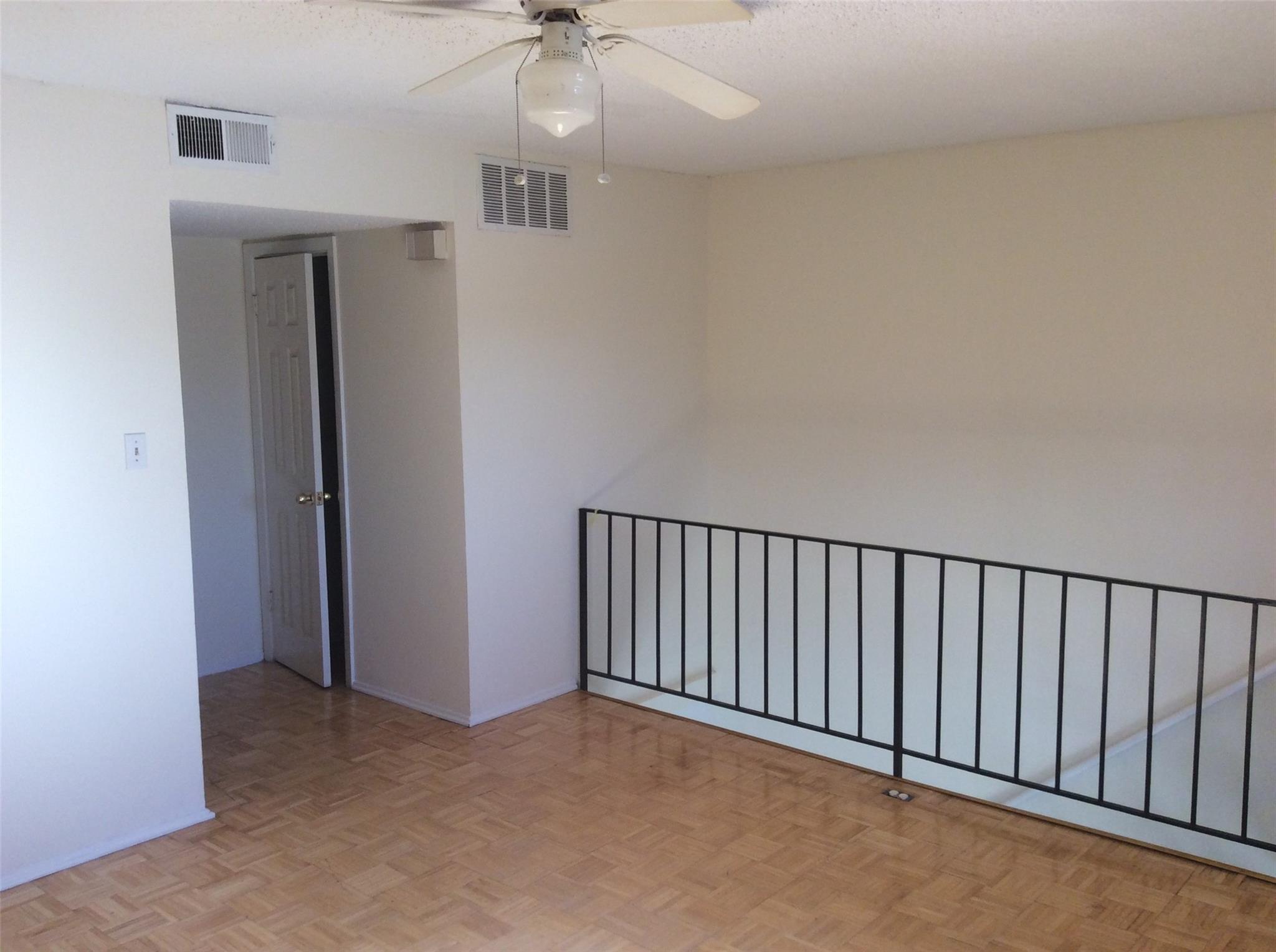 1737 Wooten Park Dr # 102, Austin, TX 78757