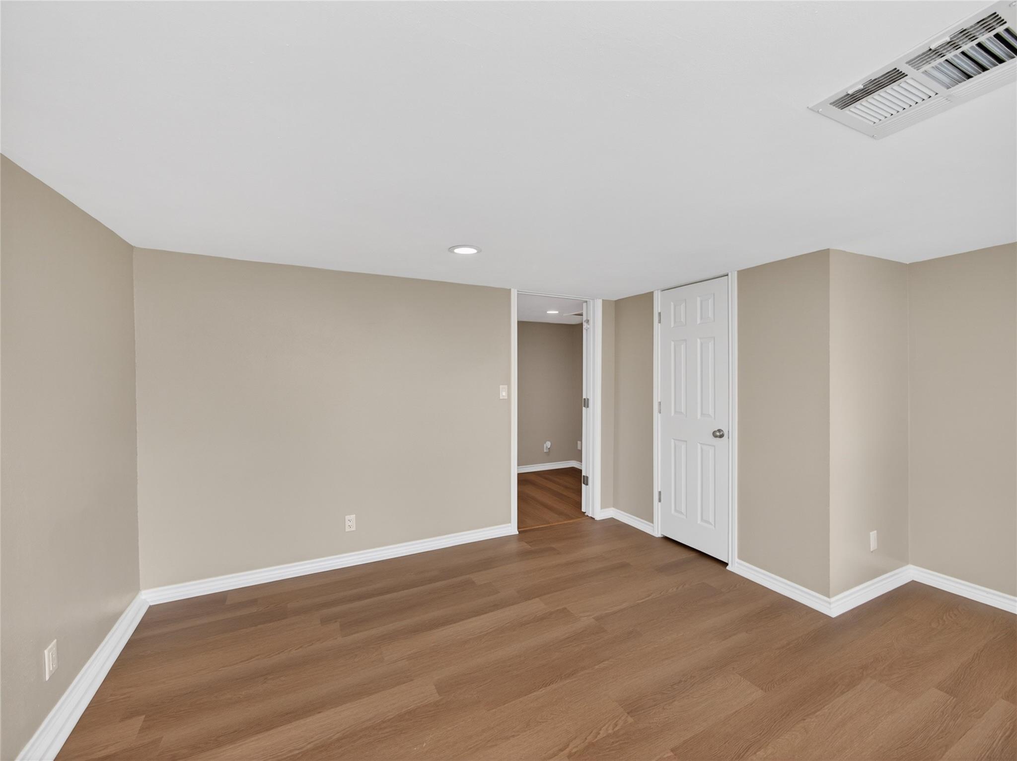 262 W Richmond St, Giddings, TX 78942