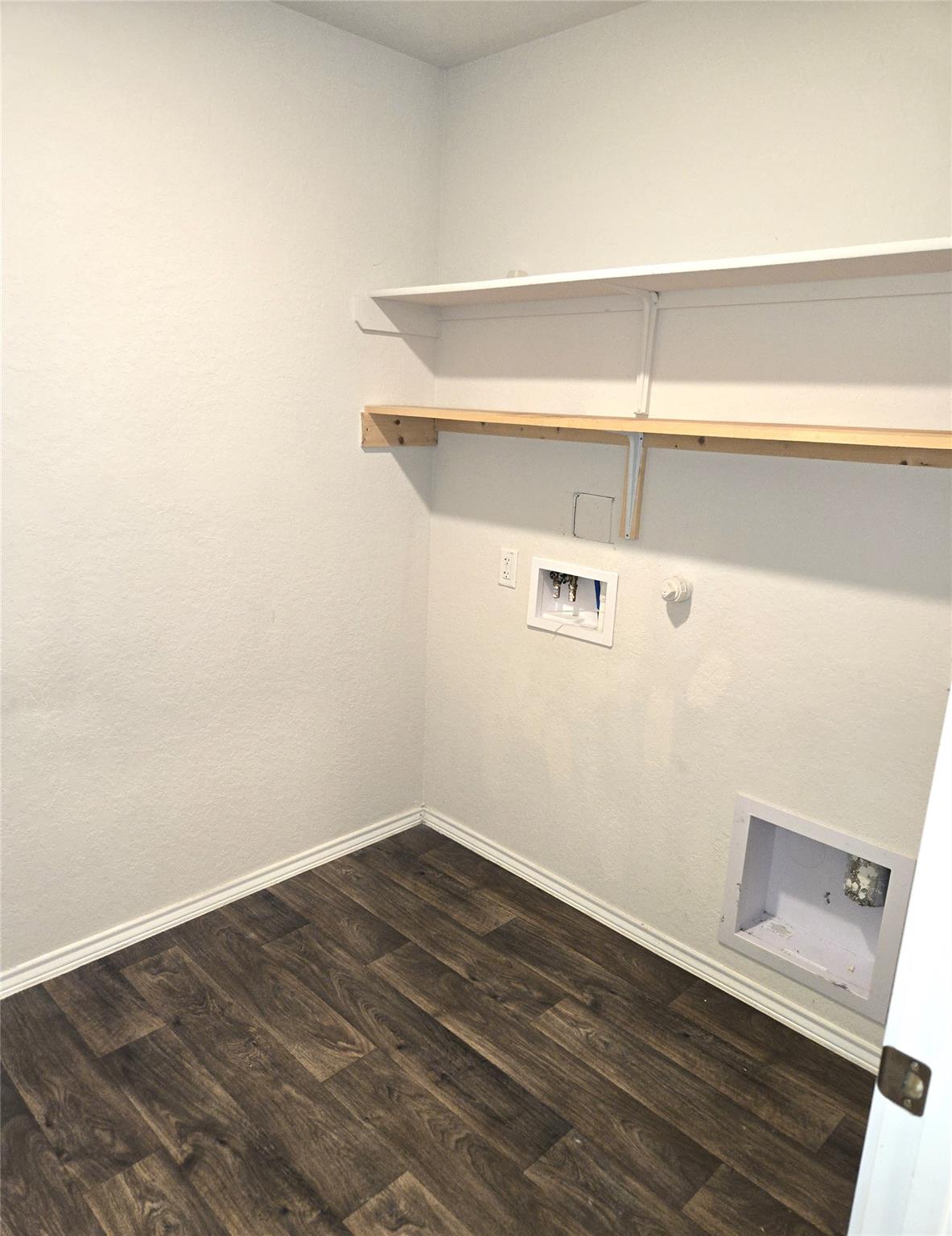 716 Monarch Dr, Seguin, TX 78155