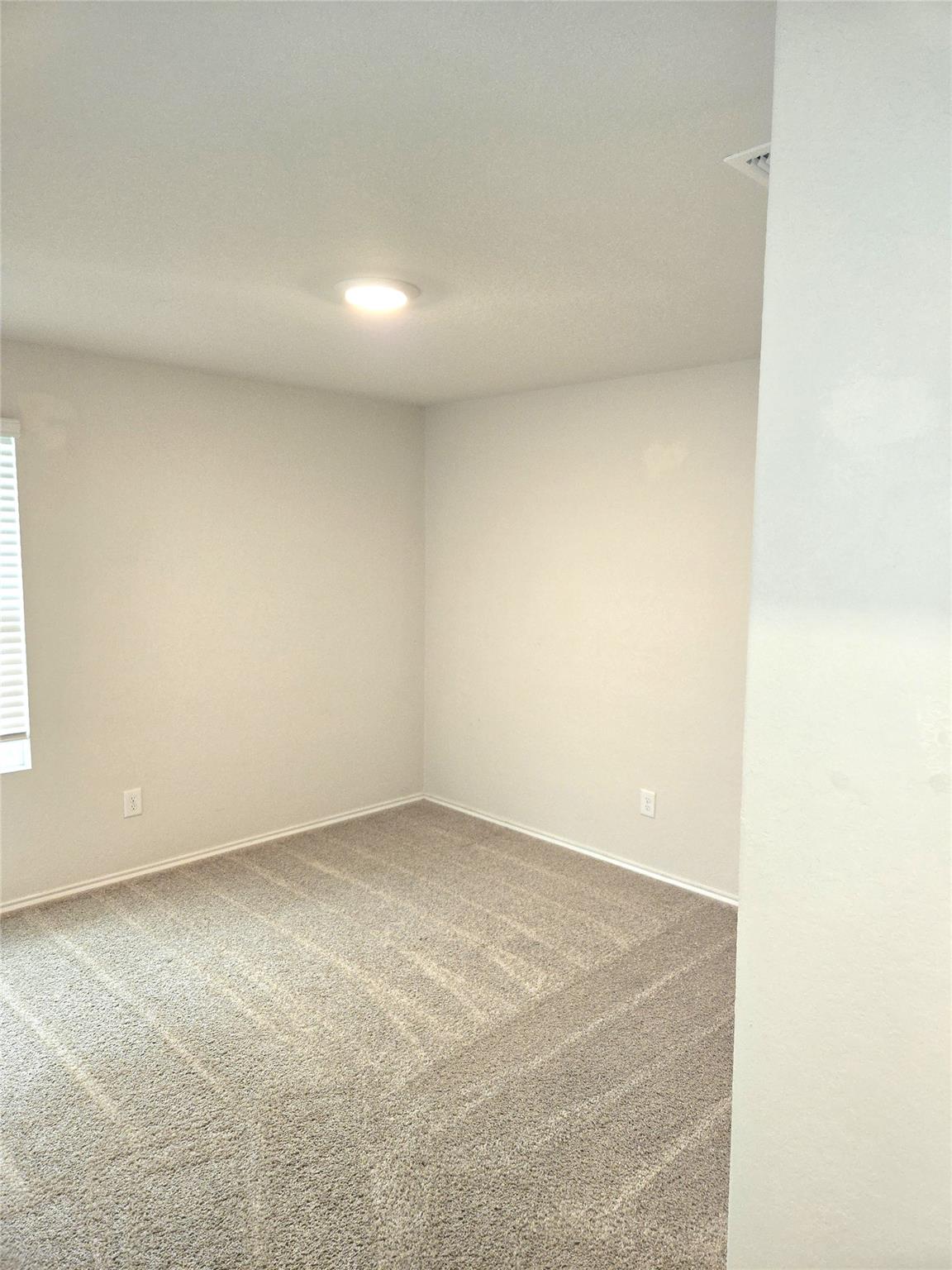 716 Monarch Dr, Seguin, TX 78155