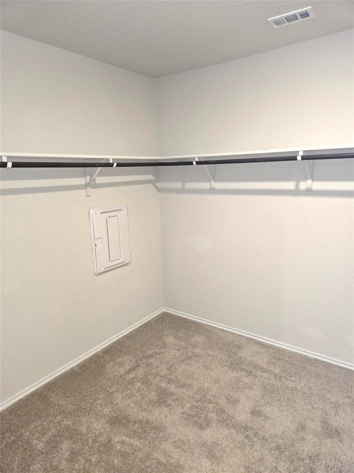 716 Monarch Dr, Seguin, TX 78155