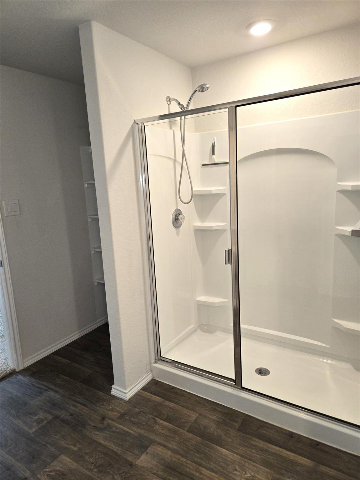 716 Monarch Dr, Seguin, TX 78155