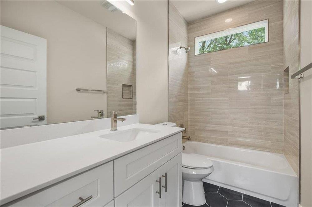 913 Valdez St # A & B, Austin, TX 78741