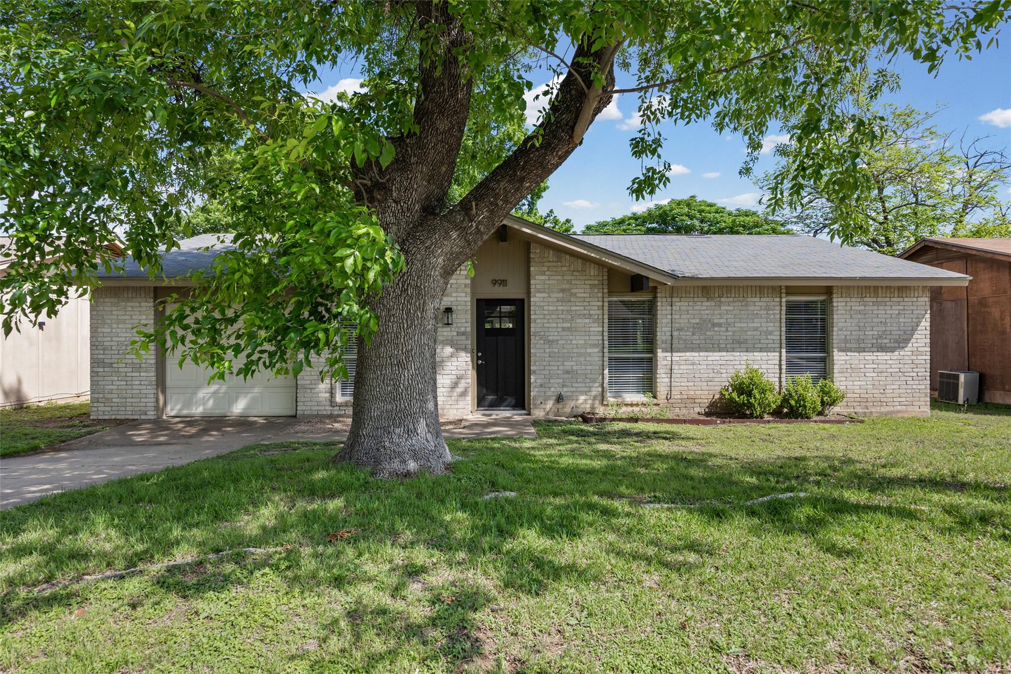 9911 Dorset Dr, Austin, TX 78753