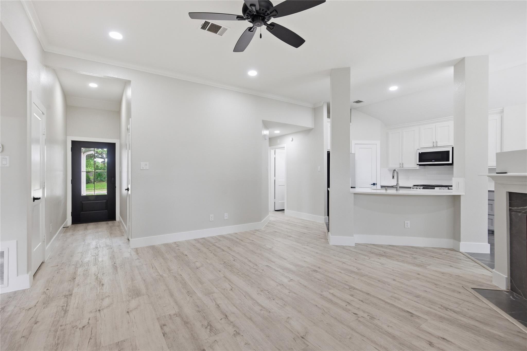 1614 Lantana Dr, Round Rock, TX 78664