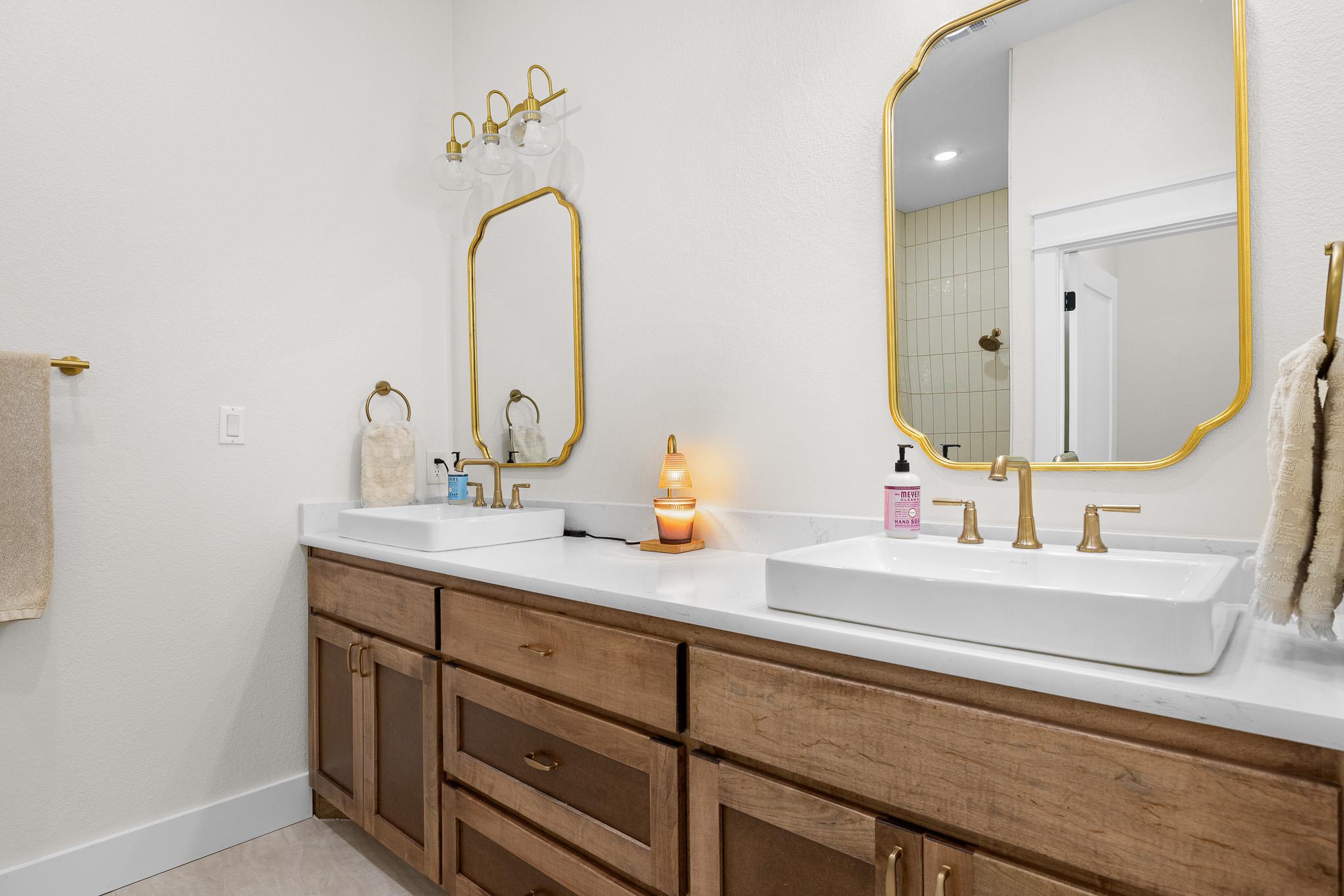 1371 Private Road 2051 Pr, Giddings, TX 78942