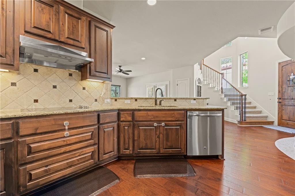 110 Oak Glen Cv, Austin, TX 78734