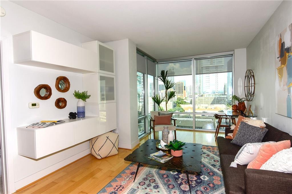 300 Bowie St # 1102, Austin, TX 78703