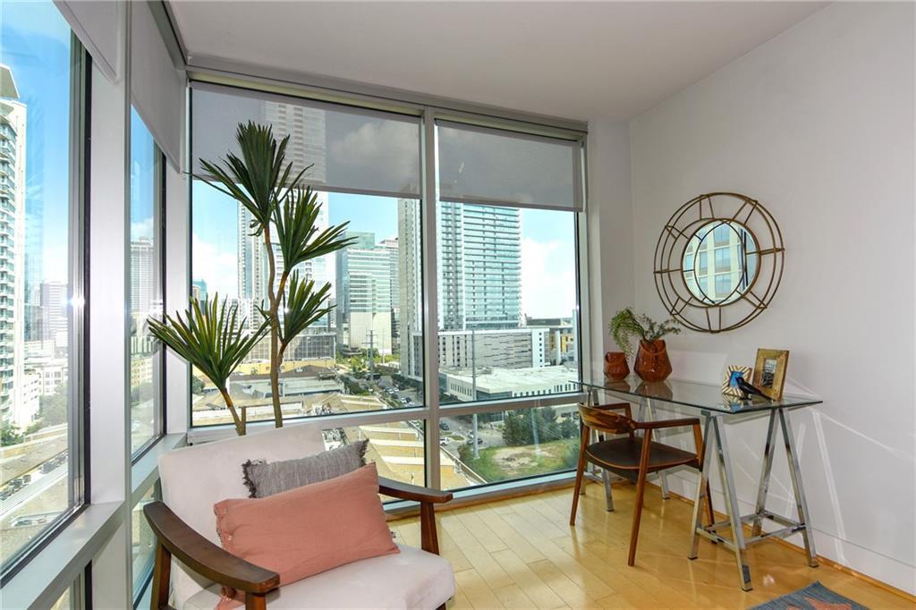 300 Bowie St # 1102, Austin, TX 78703