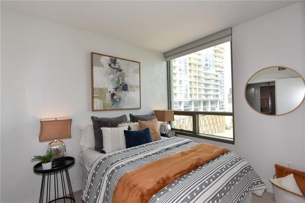 300 Bowie St # 1102, Austin, TX 78703