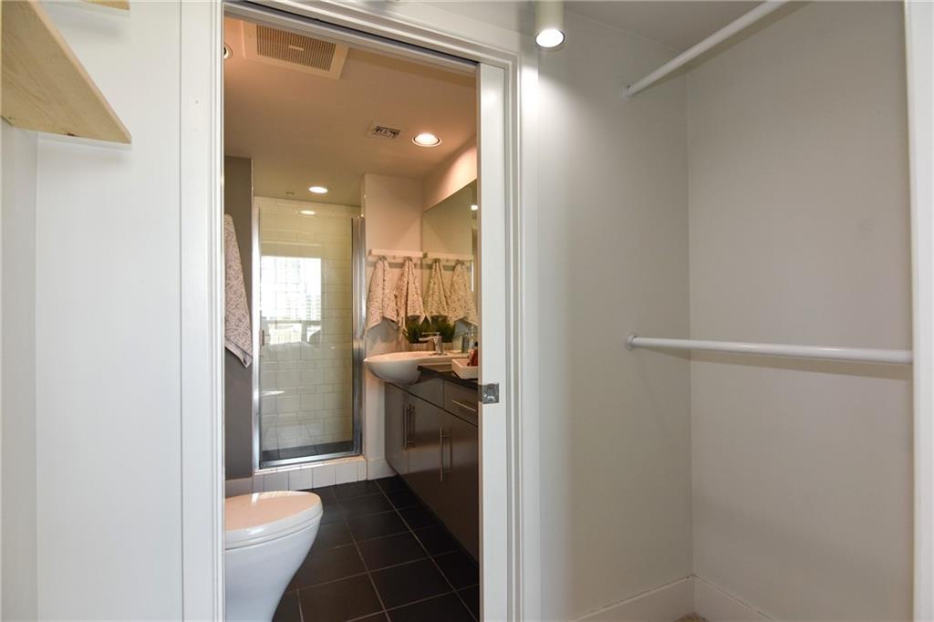 300 Bowie St # 1102, Austin, TX 78703