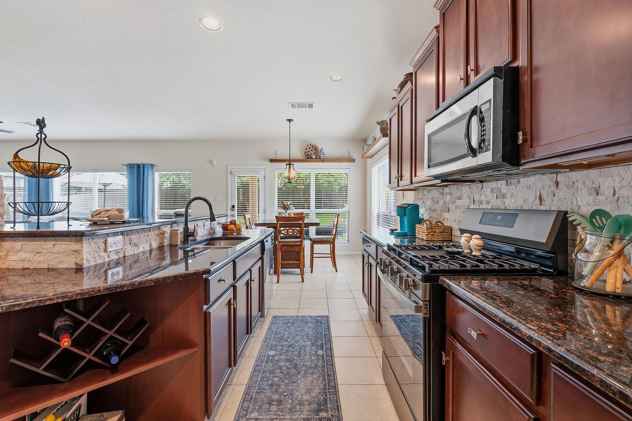 1015 Preserve Pl, Round Rock, TX 78665