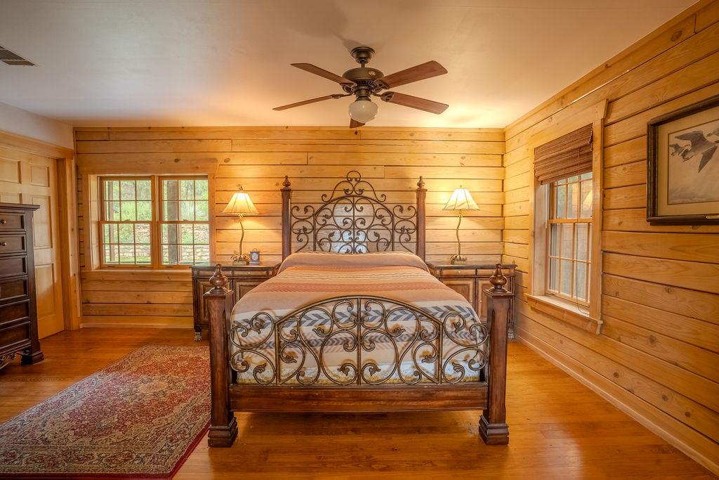 107 CEDAR SPRINGS Dr, Wimberley, TX 78676