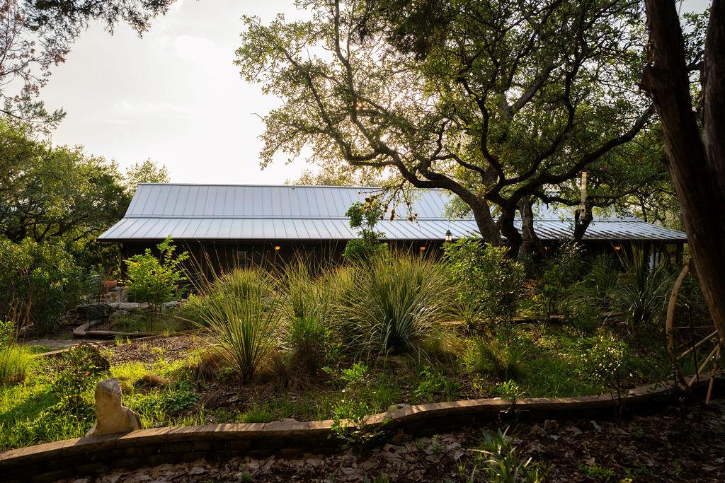 107 CEDAR SPRINGS Dr, Wimberley, TX 78676