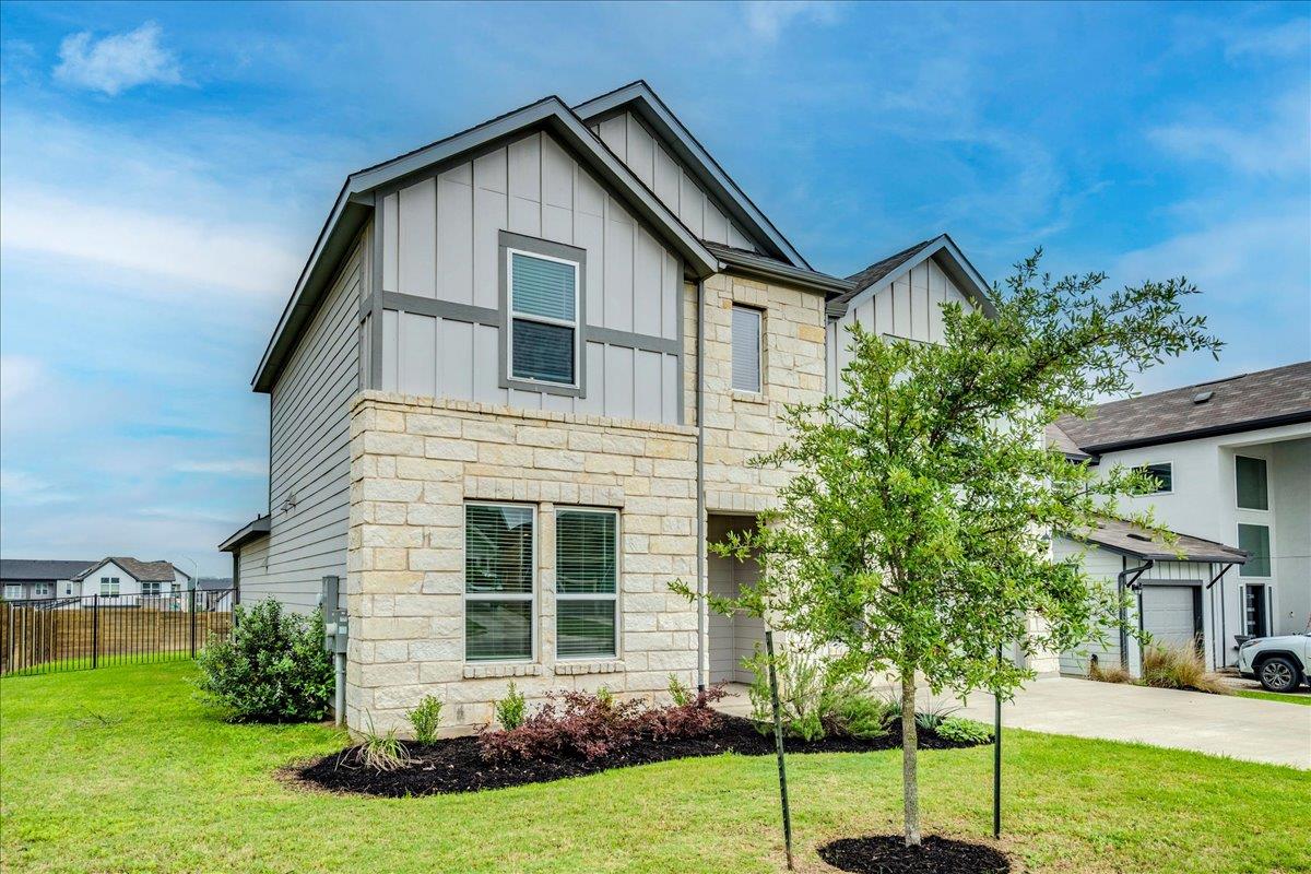 5417 Lena Dr, Austin, TX 78723