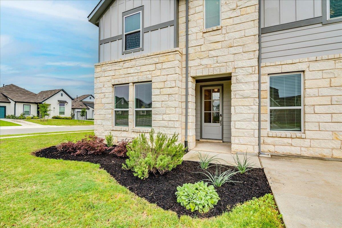 5417 Lena Dr, Austin, TX 78723