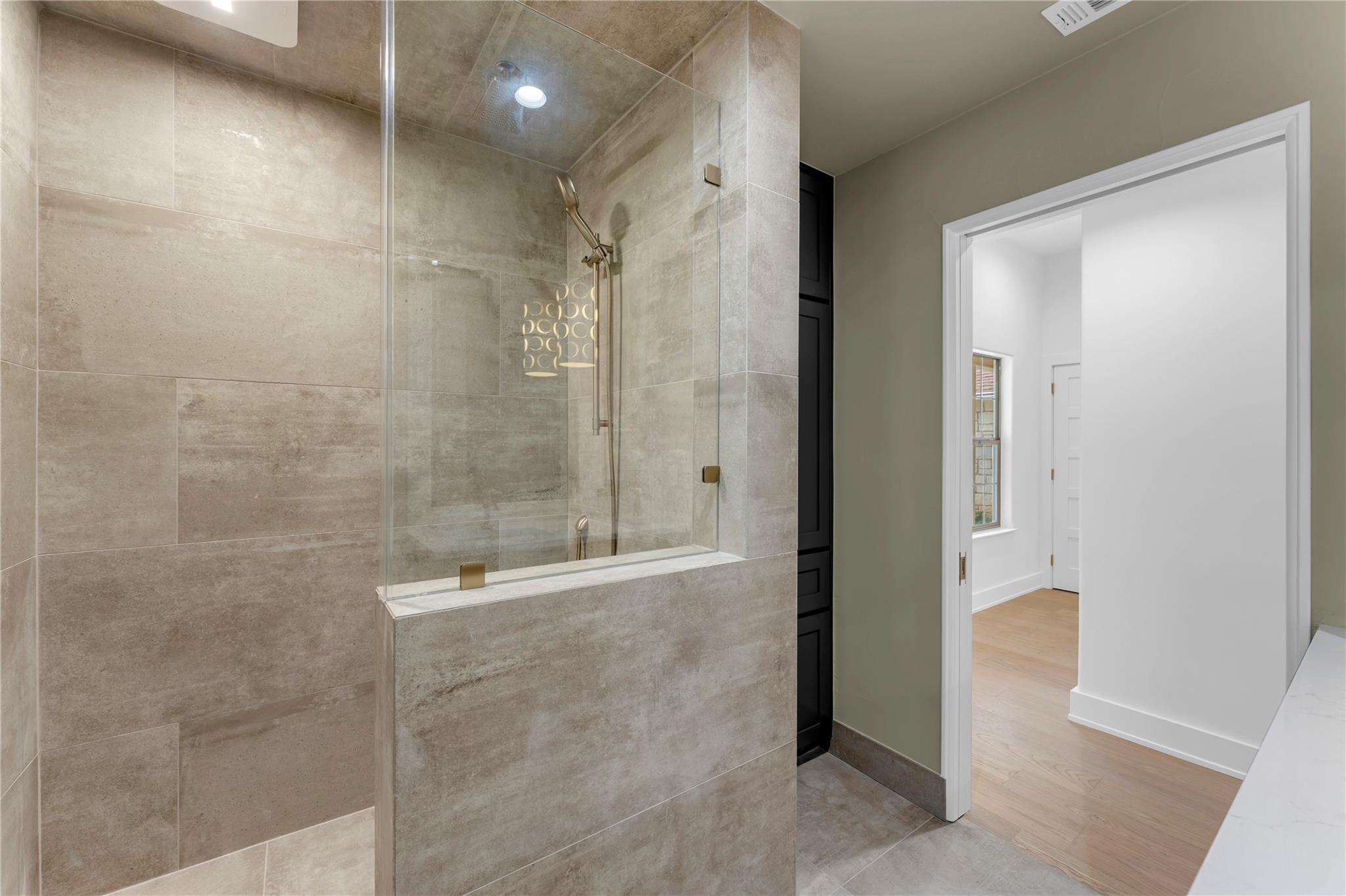 406 Ancient Oaks Dr, Marble Falls, TX 78654