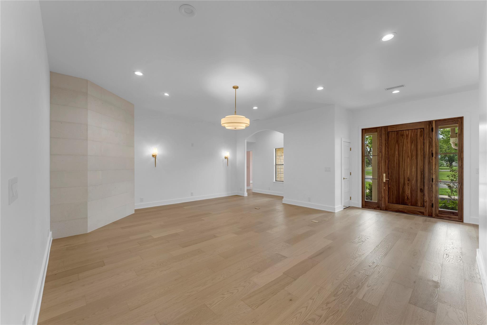 406 Ancient Oaks Dr, Marble Falls, TX 78654