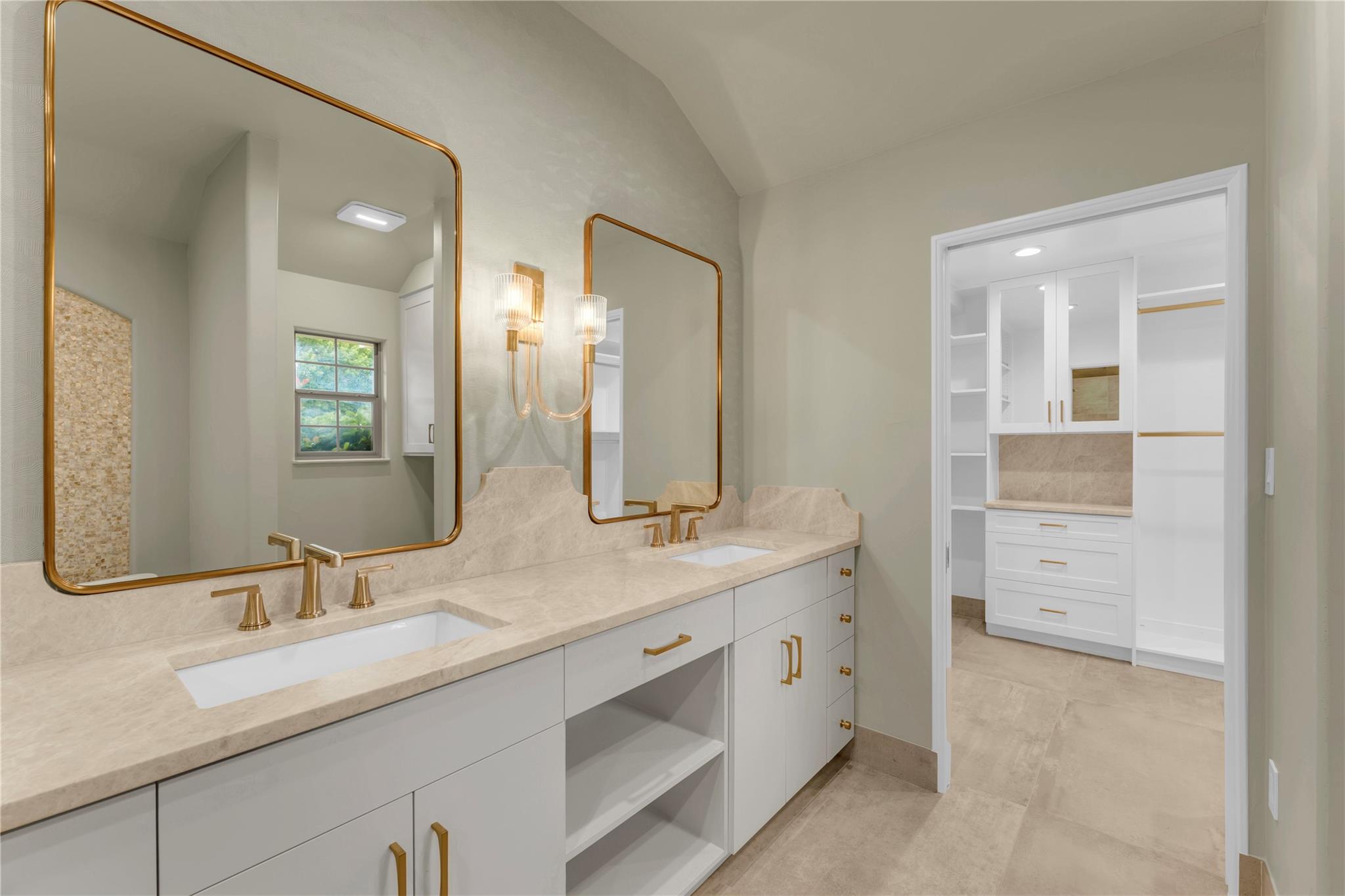 406 Ancient Oaks Dr, Marble Falls, TX 78654