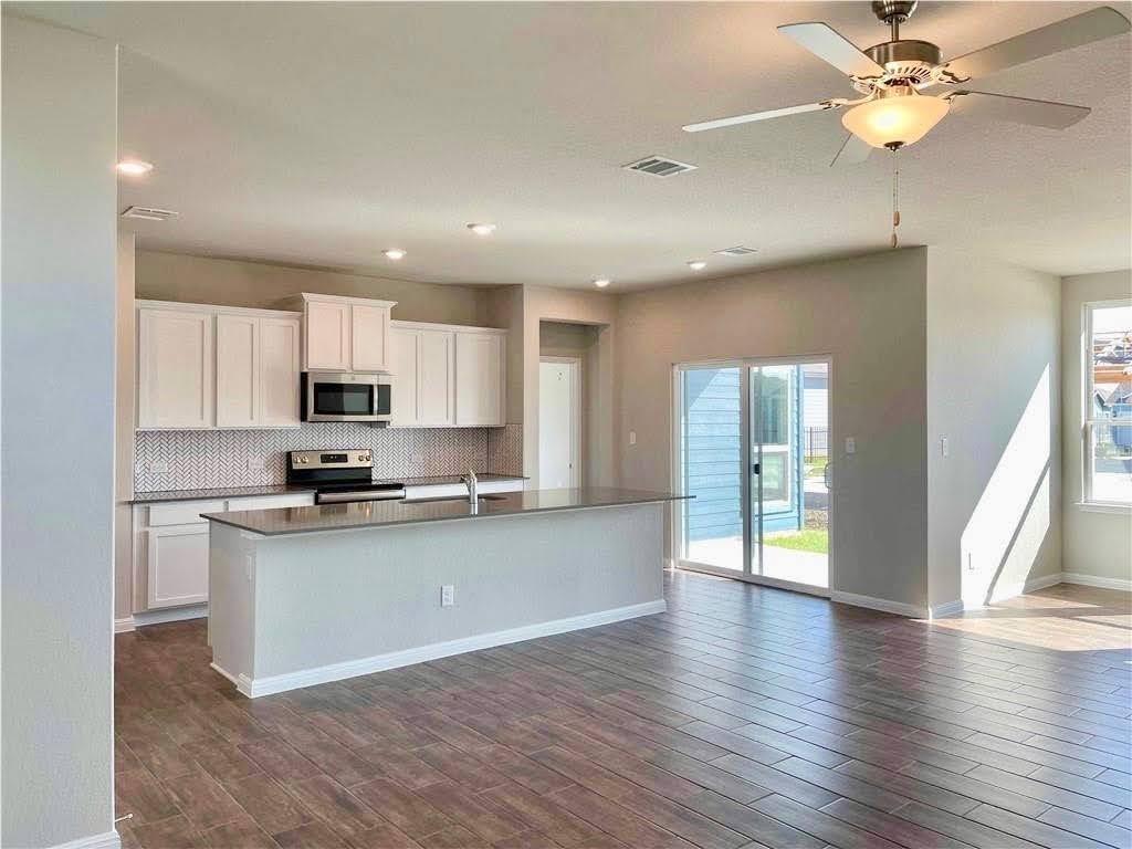 3017 Settlement Dr # 32, Round Rock, TX 78665
