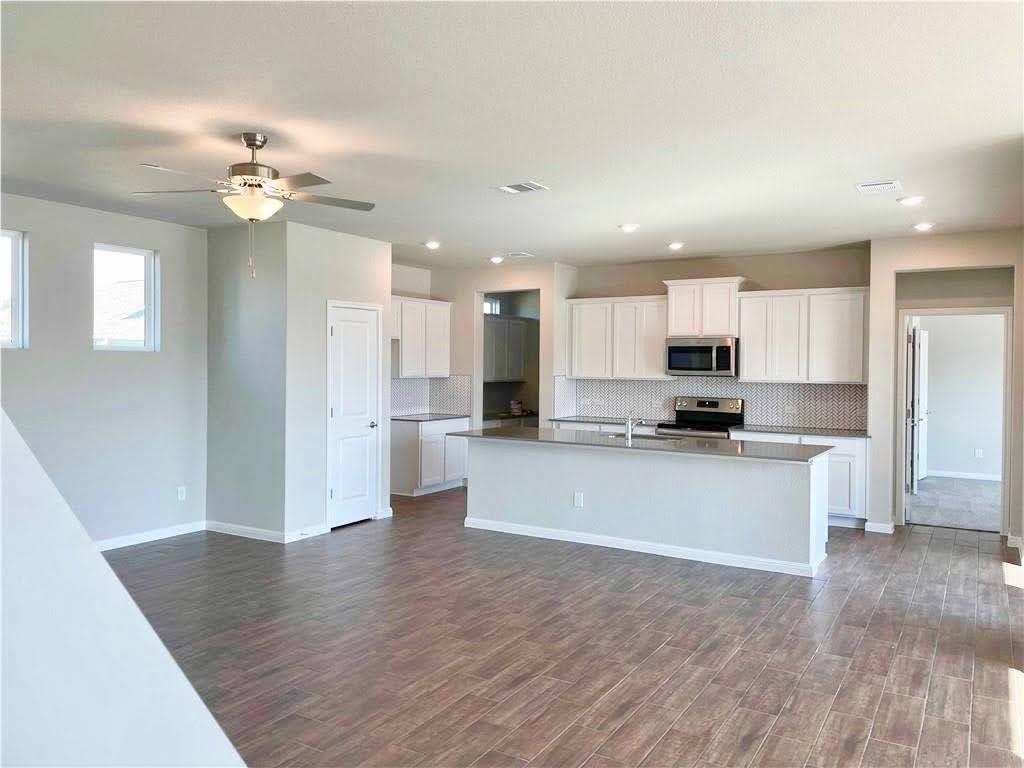 3017 Settlement Dr # 32, Round Rock, TX 78665