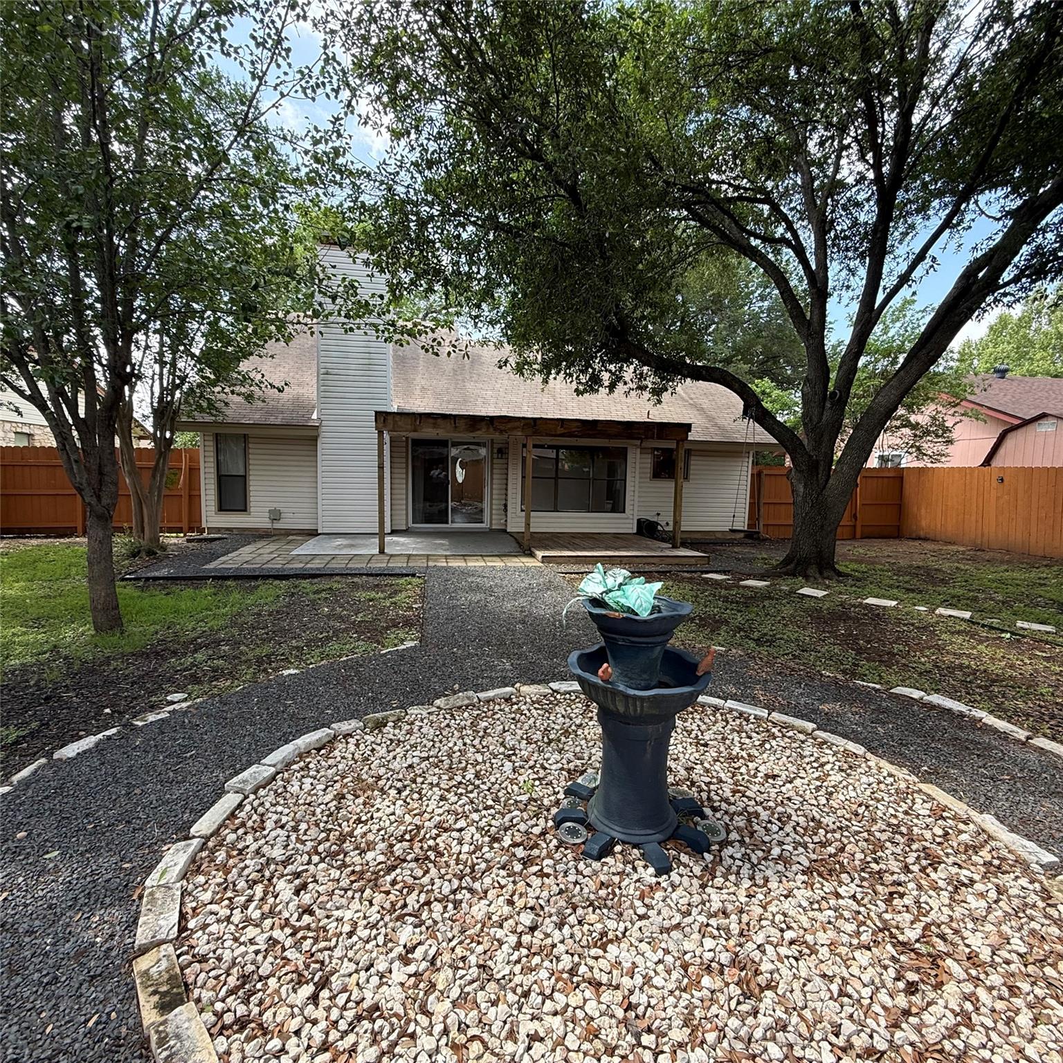 1500 Wroxton Way, Round Rock, TX 78664