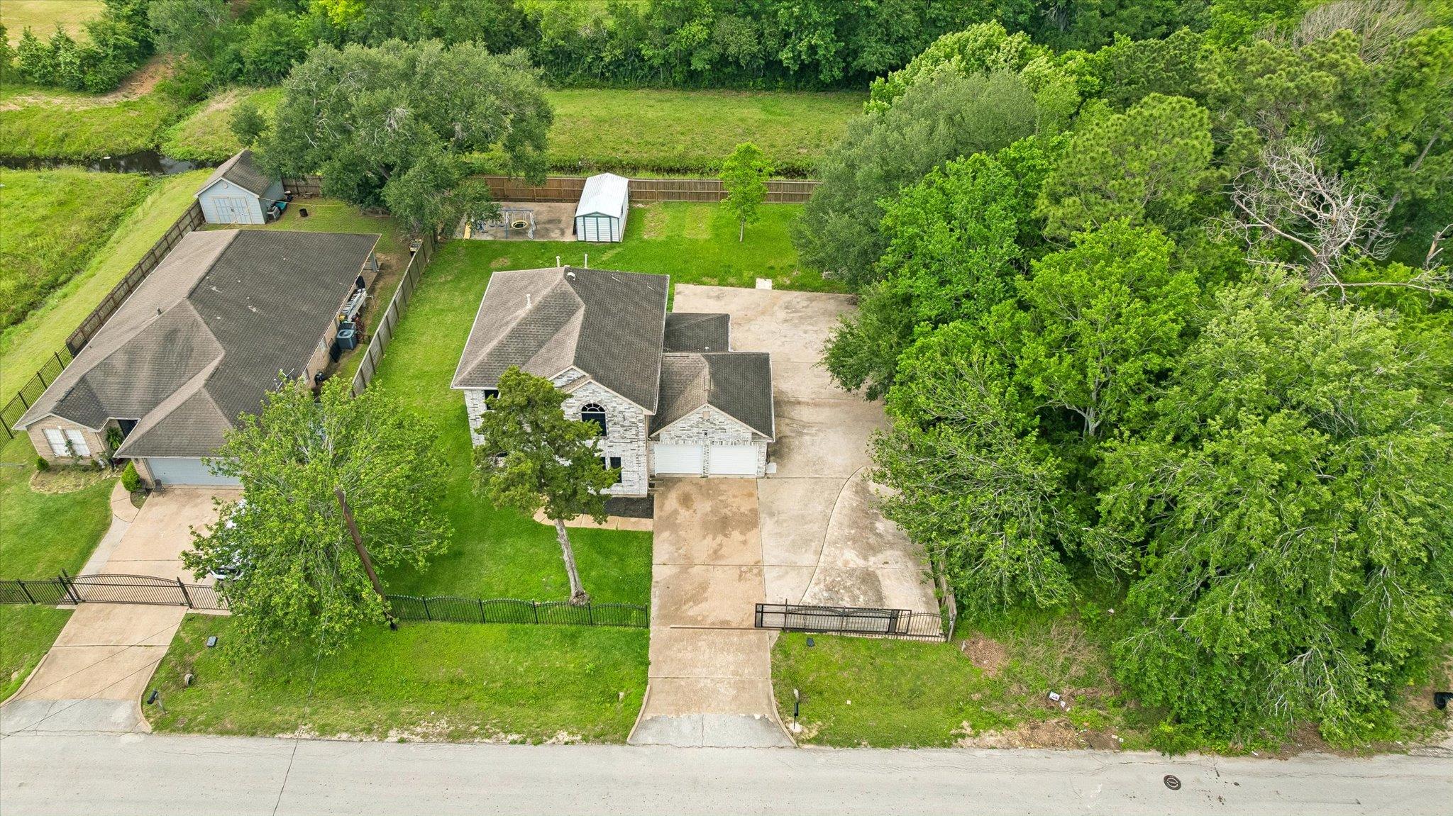 10502 Ballantine St, Houston, TX 77075