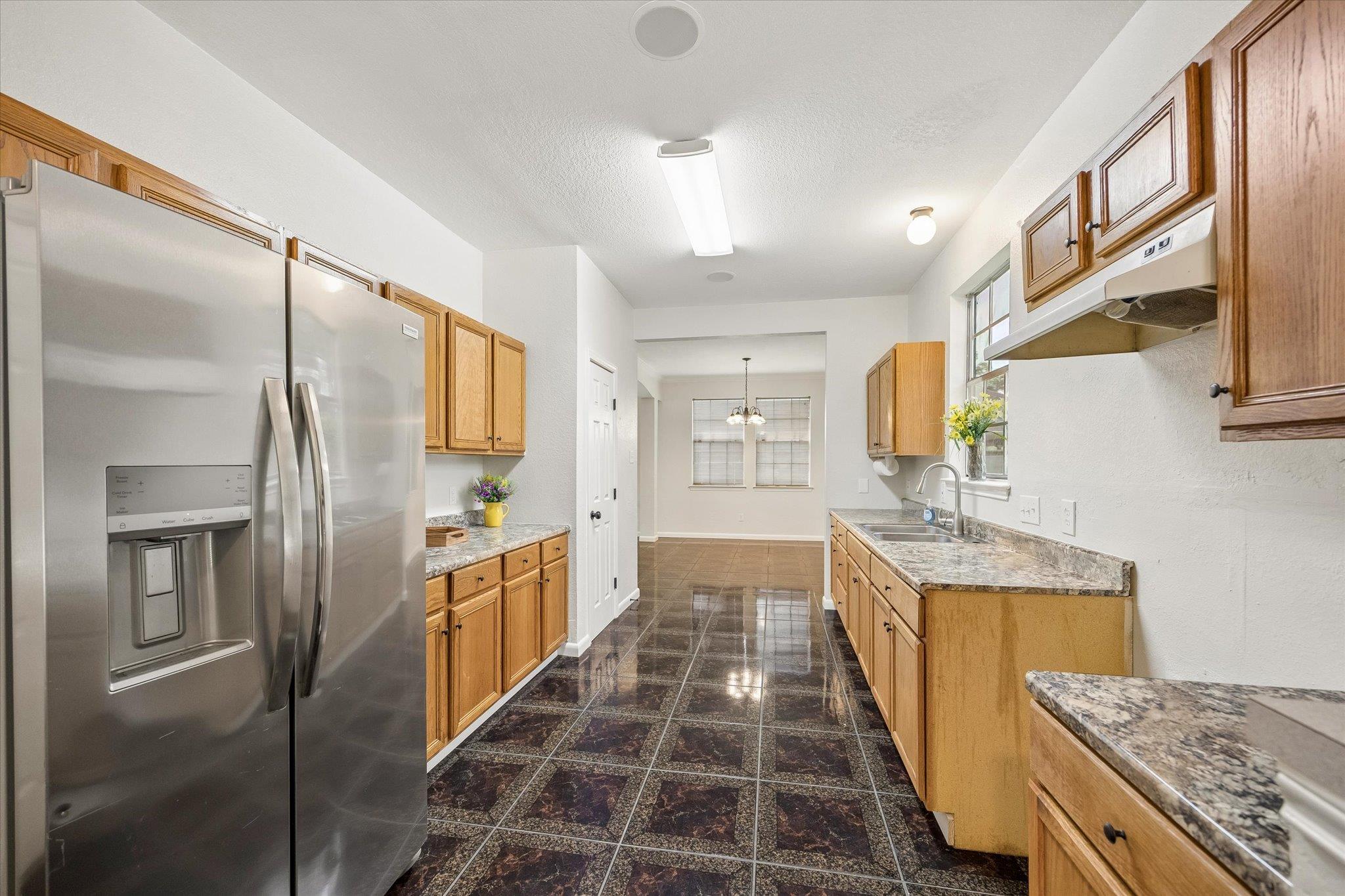 10502 Ballantine St, Houston, TX 77075