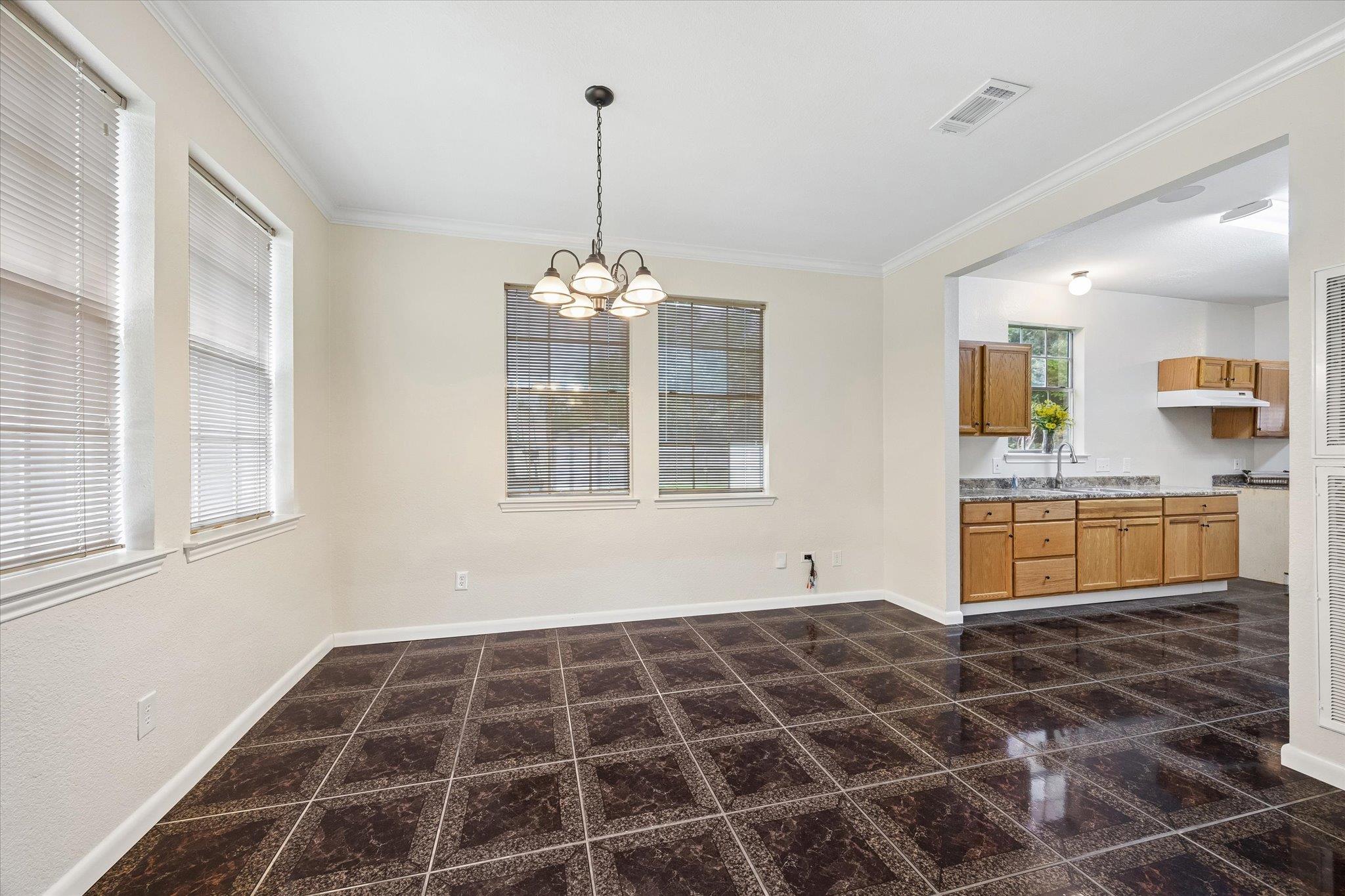 10502 Ballantine St, Houston, TX 77075